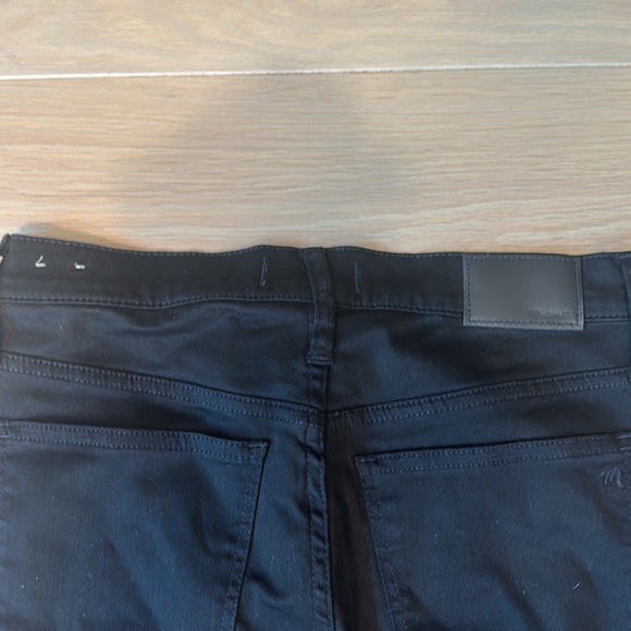 Madewell 10” High Rise Stretch Skinny in Black Frost - Picture 5 of 5